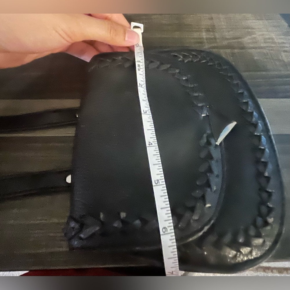 Bcbgeneration Smooth Black Leather Crossbody Purs… - image 4